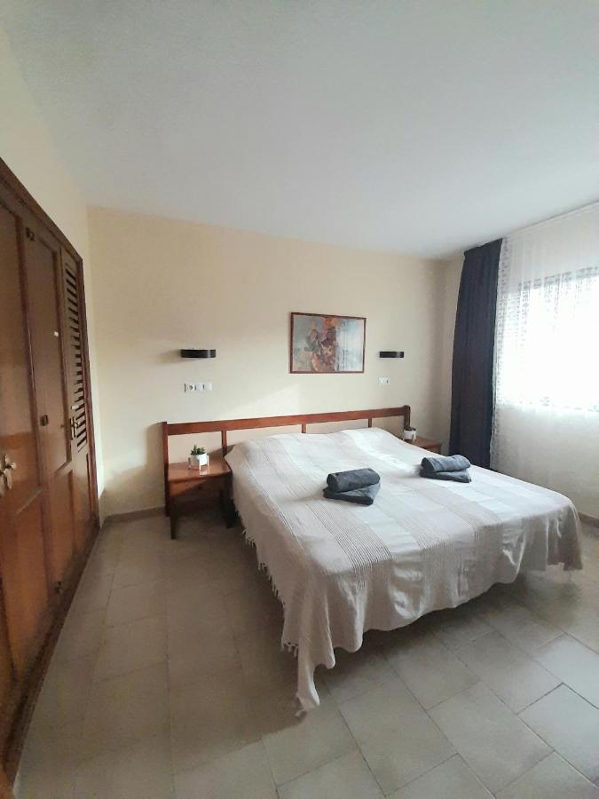 Nice Apartment In Hotel Ronda 4 First Beach Line ฟูเอนฮิโรลา ภายนอก รูปภาพ