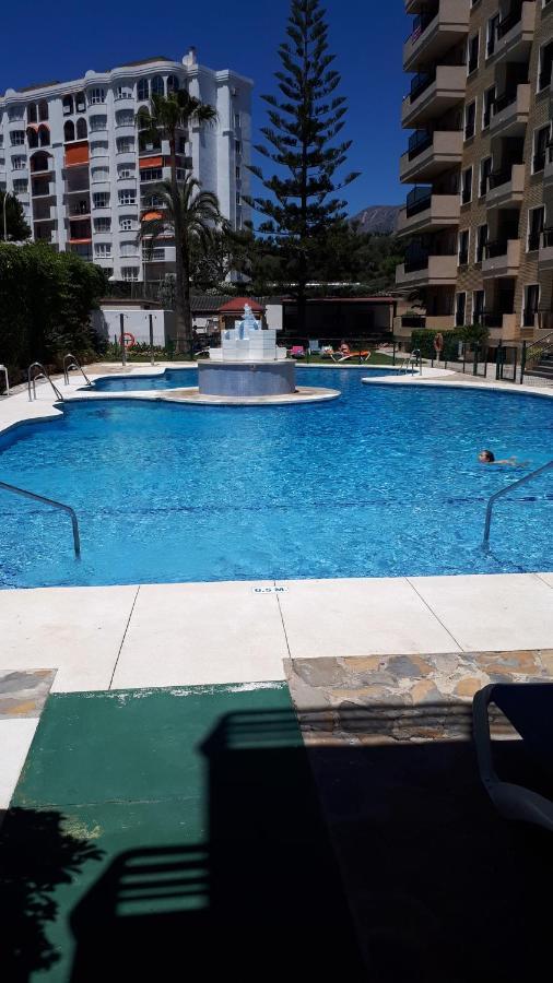 Nice Apartment In Hotel Ronda 4 First Beach Line ฟูเอนฮิโรลา ภายนอก รูปภาพ
