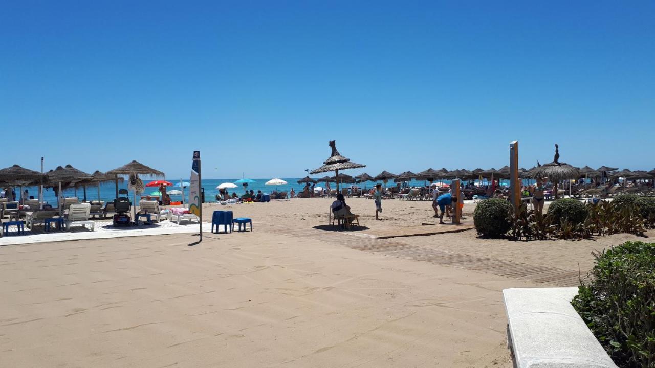 Nice Apartment In Hotel Ronda 4 First Beach Line ฟูเอนฮิโรลา ภายนอก รูปภาพ